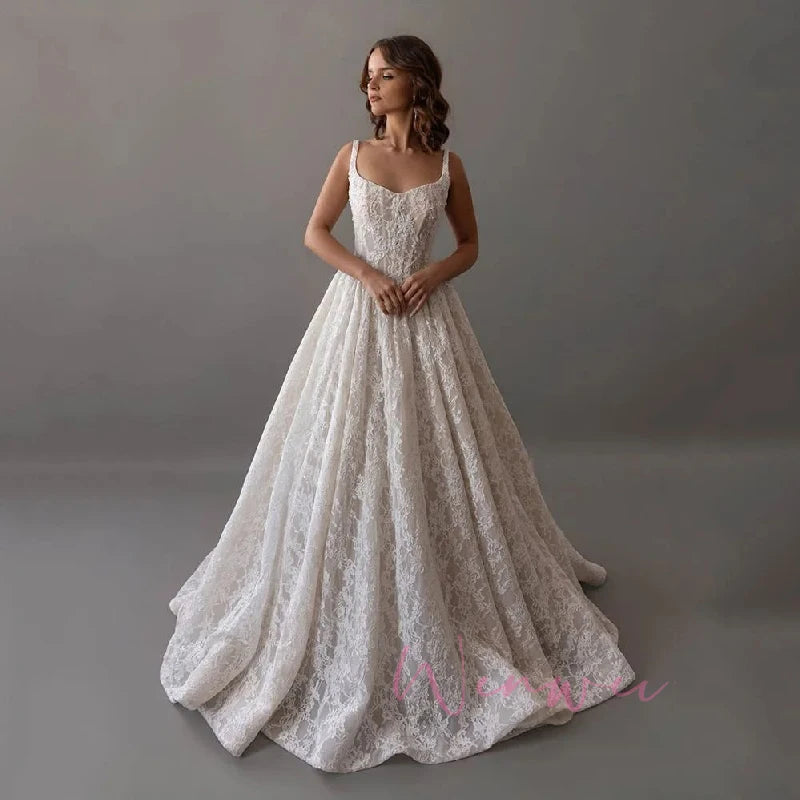 Luxury Elegant Bridal Dresses Customized  lvory Lace Bride Gowns Spaghetti Straps A Line Sweap Train Wedding Dress