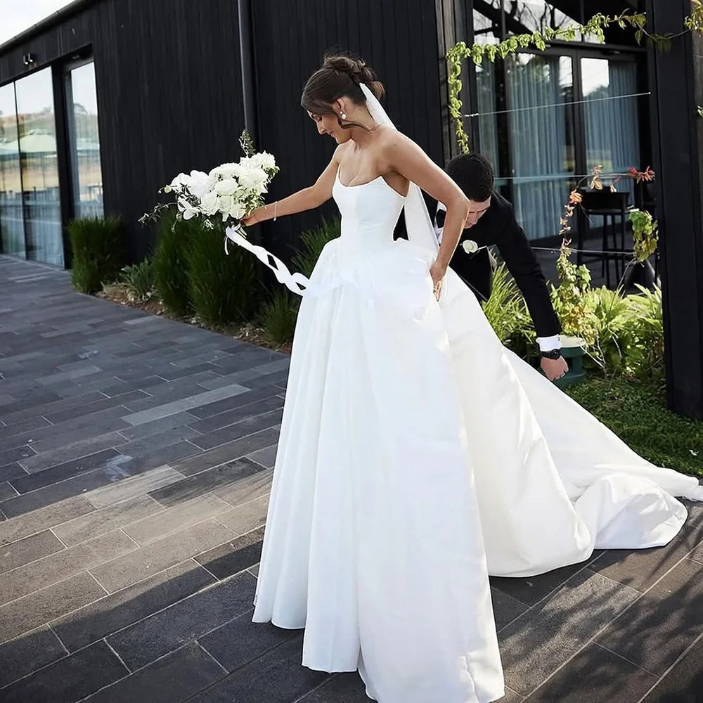 Satin Wedding Dresses For Bride Modern Corset Strapless Long Brides Gown Luxury A-line Formal Bridal Dress Customized