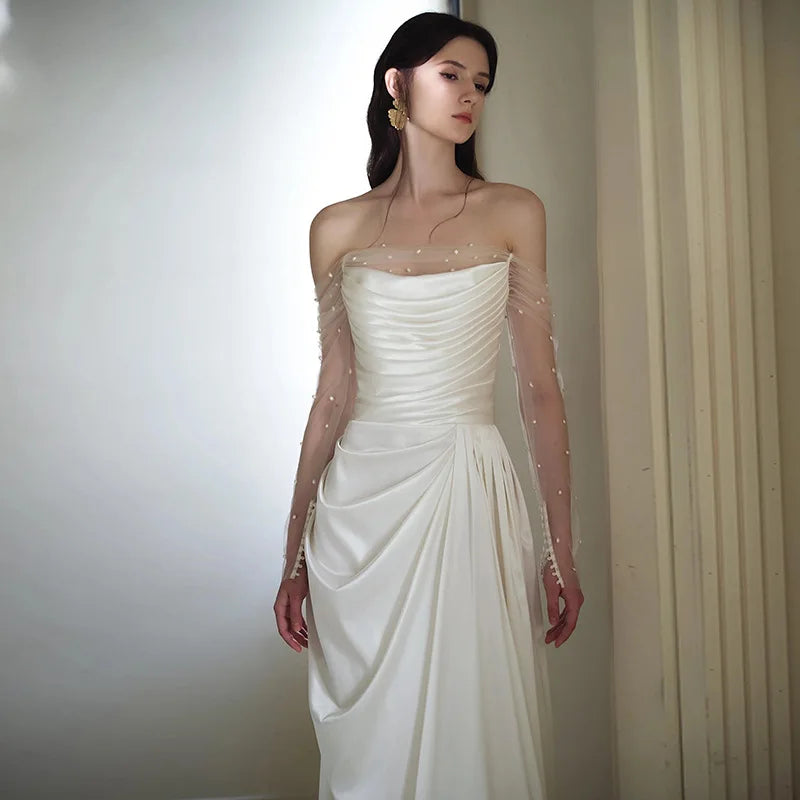 Simple A-line wedding dress boat neck long sleeves pearls satin princess bridal gown boho garden
