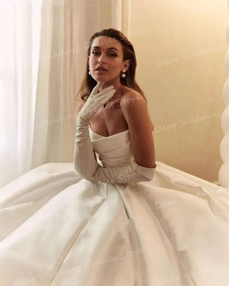Simple satin A-line pleated princess prom wedding dress formal beach party bridal gown